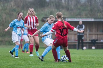 Bild 46 - wBJ TuS Tensfeld - SV Fortuna St. Juergen